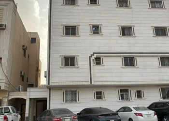 استديو بسرير ماستر وجلسة جانبية 