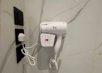 استديو هادئ بدخول ذاتي 