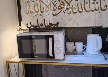 شقة بغرفتين نوم وأثاث مريح