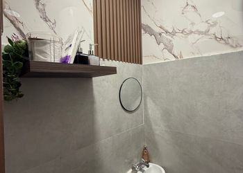 استديو بسرير ماستر وأثاث مريح 