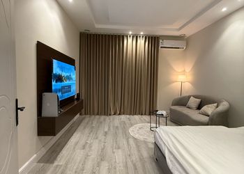 استديو هادئ بسرير ماستر 