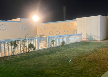 شاليه بمسبح داخلي