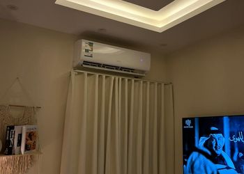 استديو هادئ بدخول ذاتي 