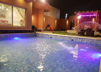 شاليه بجلسة خارجية وألعاب مائية