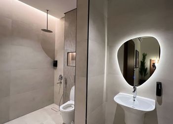 شقة بصالة انيقة ودخول ذاتي