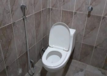 شاليه بألعاب مائية ومسب