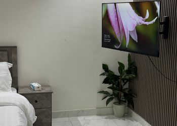 استديو بسرير ماستر