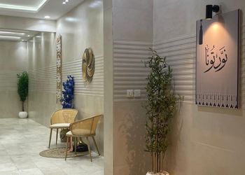 استديو بسرير ماستر وأثاث مريح 