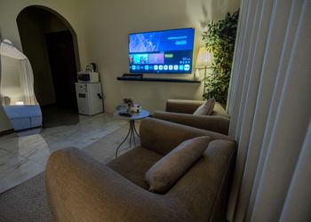 استديو هادئ بسرير ماستر 