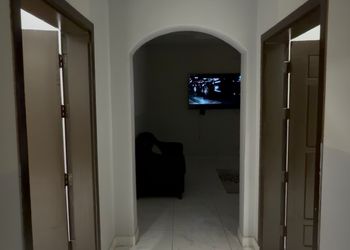 شقة بصالة وغرفتين نوم