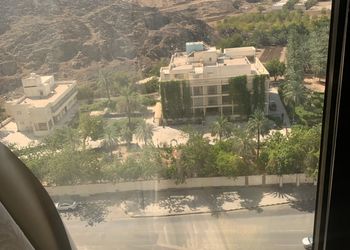 شقة بأثاث مريح وبسيط 