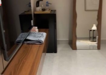 استديو هادئ بسرير ماستر 