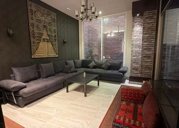 فيلا بصالة أنيقة وغرف نوم مريحة 
