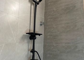 استديو هادئ بسرير ماستر