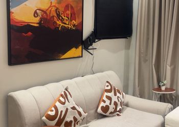 استديو بسرير ماستر