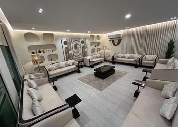 شاليه بمسطح اخضر ومسبح 