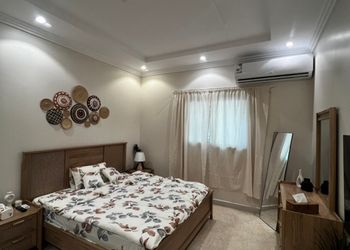 استوديو بدخول ذاتي 