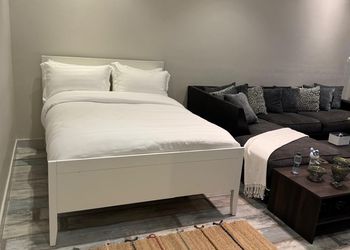 استديو بدخول ذاتي وسرير مريح 