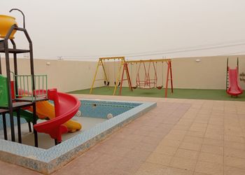 شاليه بالعاب مائية والعاب اطفال