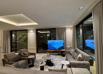 شاليه بمسبح ودخول ذاتي