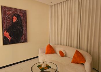 استديو هادئ بدخول ذاتي
