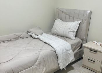 فيلا بخمس غرف نوم ودخول ذكي