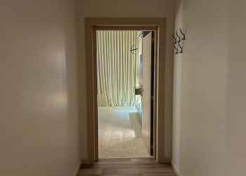 استديو بسرير ماستر ودخول ذاتي