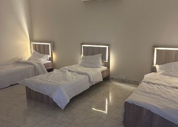 استراحة بمسطح اخضر 
