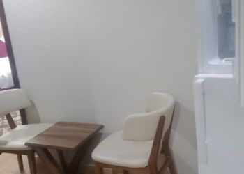 شقة بغرفة نوم وصالة مريحة 