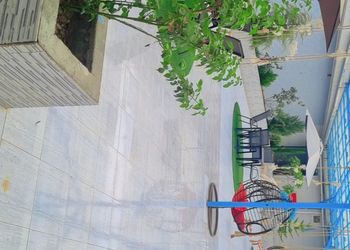 استديو بسرير ماستر 