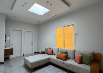 استراحه بمسبح كبير 