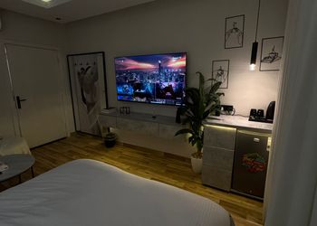 استديو بسرير ماستر ودخول ذاتي