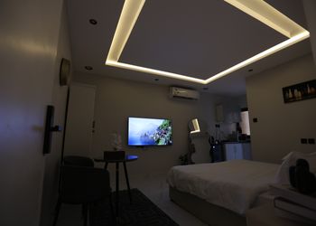 استديو هادئ بسرير ماستر 