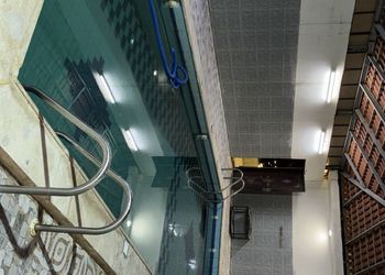 استراحة بمسطح اخضر وجلسة