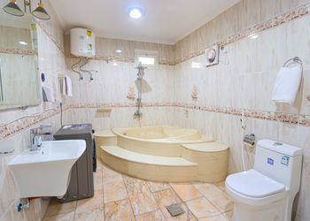 استديو بسرير ماستر وفردي