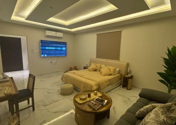 استديو بسرير ماستر وجلسة جانبية