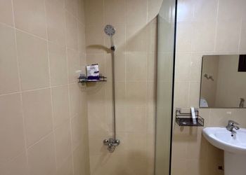 استديو سرير ماستر دخول ذاتي