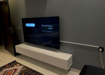 استديو بسرير ماستر