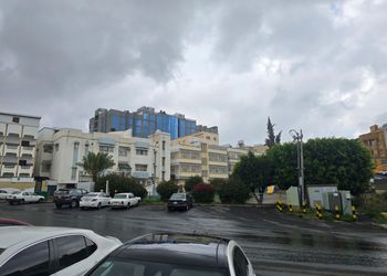 غرفة ماستر ومجلس ومطبخ 