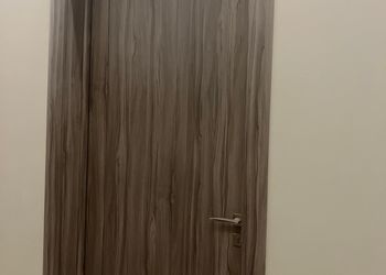 شقة بغرفة معيشة وغرفة نوم 