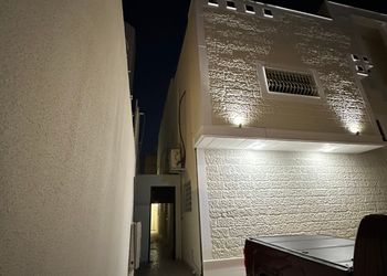 استديو بسرير ماستر وجلسة جانبية 
