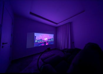 شقة بغرفتين نوم وسينما وجاكارو