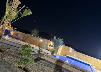 استراحه ببيت شعر ملكي