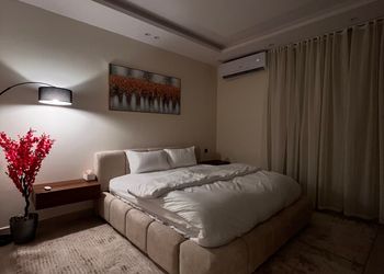 شقة بغرفة نوم ودخول ذاتي 5D