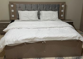 استراحة بمسطح اخضر