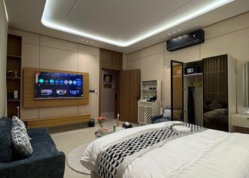 استديو بسرير ماستر وجلسة جانبية 