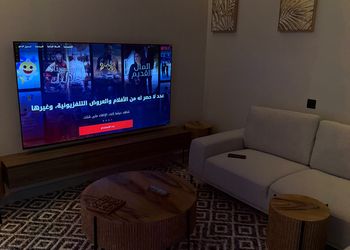 استديو بجاكوزي ودخول ذاتي