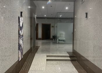 استديو بسرير ماستر وجلسة جانبية 