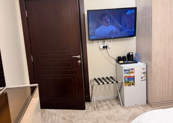 استديو بسرير ماستر وأثاث مريح 
