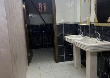 شاليه بألعاب أطفال وجلسة خارجية 